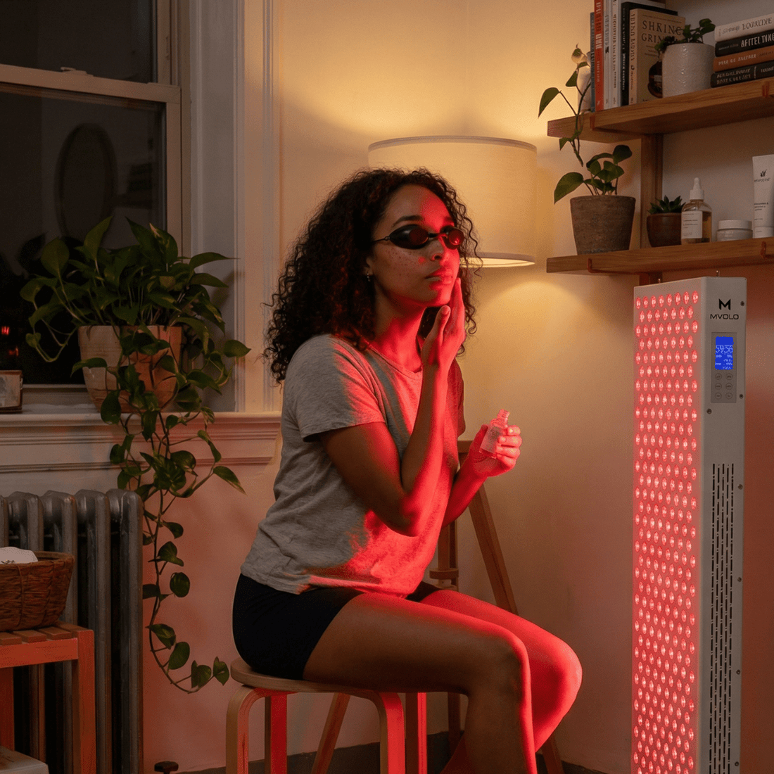 Red Light Therapy for Face: A Simple Routine for Dull, Uneven, Acne-Prone Skin - Mvolo